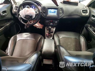 Zdjęcie 8 z 14 samochodu: 2019 JEEP COMPASS LATITUDE VIN:3C4NJDBB5KT850608 - miniatura