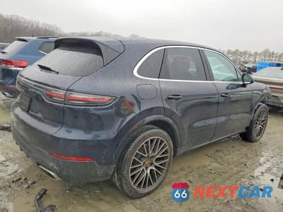 Trzecie zdjęcie samochodu z tyłu: 2021 PORSCHE CAYENNE VIN:WP1AA2AY5MDA00901 - miniatura