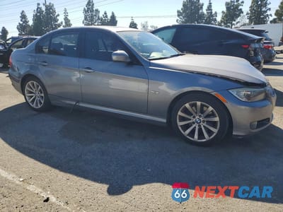 Czwarte zdjęcie samochodu z boku: 2011 BMW 328 I SULEV VIN:WBAPH5G59BNM72979 - miniatura