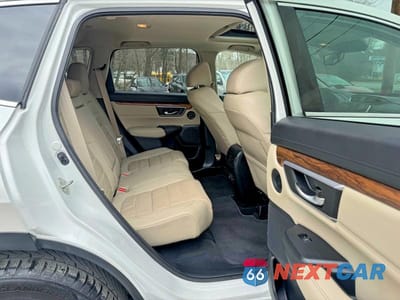 Zdjęcie 6 z 12 samochodu: 2018 HONDA CR-V EXL VIN:2HKRW2H85JH602943 - miniatura