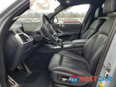 Zdjęcie 7 z 13 samochodu: 2024 BMW X7 M60I VIN:5UX33EM01R9S43092 - miniatura