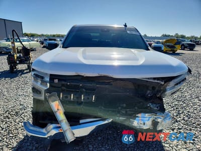 Piąte zdjęcie samochodu w środku: 2023 CHEVROLET SILVERADO K1500 LT VIN:2GCUDDED2P1125038 - miniatura