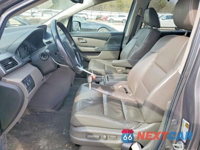 Zdjęcie 7 z 13 samochodu: 2013 HONDA ODYSSEY TOURING VIN:5FNRL5H93DB029434 - miniatura