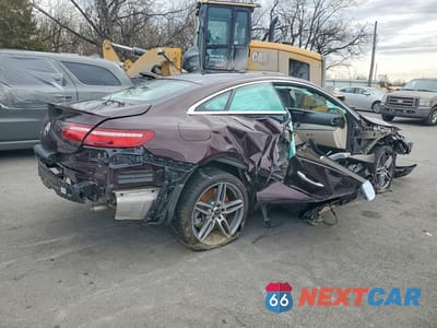 Trzecie zdjęcie samochodu z tyłu: 2019 MERCEDES-BENZ E 450 VIN:WDD1J6HBXKF078396 - miniatura