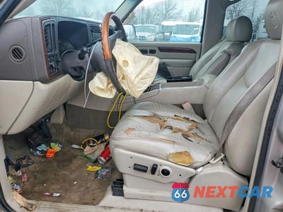 Zdjęcie 7 z 12 samochodu: 2004 CADILLAC ESCALADE LUXURY VIN:1GYEK63N14R104633 - miniatura