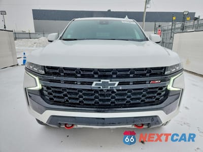 Piąte zdjęcie samochodu w środku: 2023 CHEVROLET SUBURBAN K1500 Z71 VIN:1GNSKDKD8PR450616 - miniatura