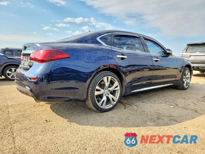 Trzecie zdjęcie samochodu z tyłu: 2016 INFINITI Q70L 3.7 VIN:JN1BY1PR0GM720027 - miniatura