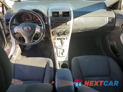 Zdjęcie 8 z 11 samochodu: 2010 TOYOTA COROLLA S VIN:2T1BU4EE7AC453693 - miniatura