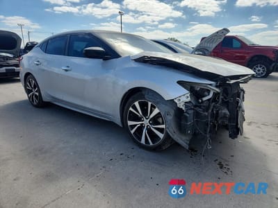 Czwarte zdjęcie samochodu z boku: 2018 NISSAN MAXIMA S VIN:1N4AA6AP3JC392851 - miniatura