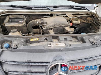 Zdjęcie 12 z 13 samochodu: 2019 MERCEDES BENZ SPRINTER 2500 UTILITY / SERVICE VAN VIN:WD3PF0CD9KP037158 - miniatura