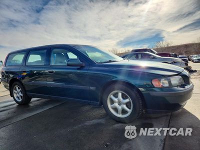 Czwarte zdjęcie samochodu z boku: 2002 VOLVO V70 VIN:YV1SW61R821225801 - miniatura