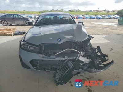 Piąte zdjęcie samochodu w środku: 2025 BMW 330I VIN:3MW69CW0XS8F16591 - miniatura