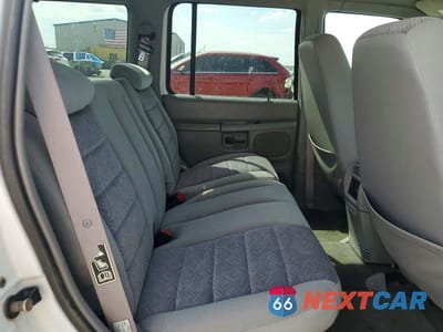 Zdjęcie 11 z 13 samochodu: 2000 FORD EXPLORER XLT VIN:1FMZU73E0YZA42232 - miniatura