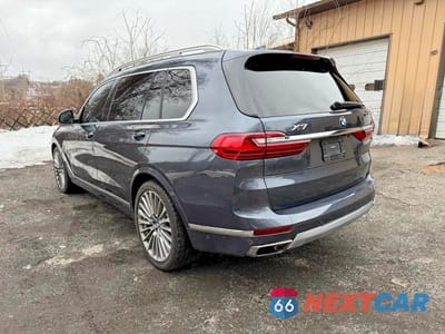 Trzecie zdjęcie samochodu z tyłu: 2019 BMW X7 XDRIVE40I VIN:5UXCW2C52KLB43713 - miniatura