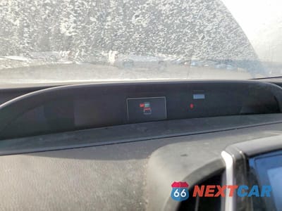 Zdjęcie 9 z 12 samochodu: 2020 TOYOTA PRIUS LIMITED VIN:JTDKARFU8L3106042 - miniatura