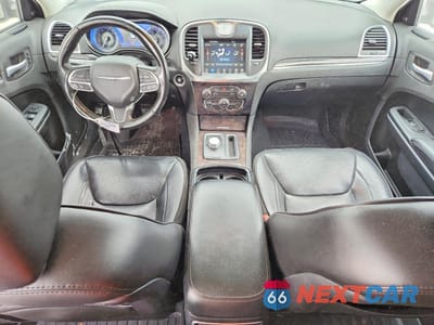 Zdjęcie 8 z 12 samochodu: 2021 CHRYSLER 300 TOURING VIN:2C3CCARG6MH529565 - miniatura