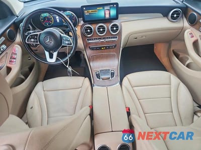 Zdjęcie 8 z 12 samochodu: 2021 MERCEDES-BENZ GLC 300 4MATIC VIN:W1N0G8EB5MF926846 - miniatura