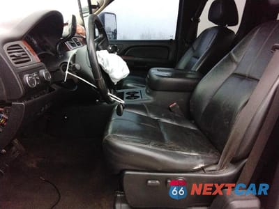 Zdjęcie 7 z 13 samochodu: 2008 CHEVROLET SILVERADO K2500 HEAVY DUTY VIN:1GCHK29618E195587 - miniatura
