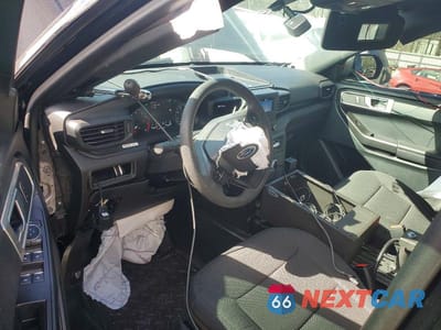 Zdjęcie 8 z 13 samochodu: 2024 FORD EXPLORER POLICE INTERCEPTOR VIN:1FM5K8ABXRGA25342 - miniatura