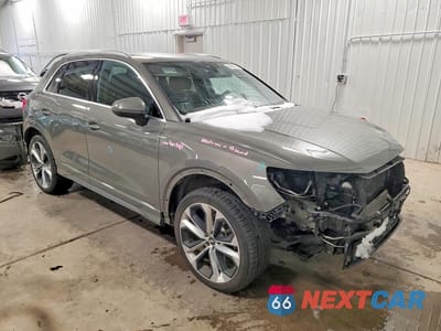 Czwarte zdjęcie samochodu z boku: 2019 AUDI Q3 PREMIUM PLUS S-LINE VIN:WA1EECF3XK1072065 - miniatura