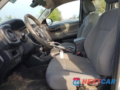 Zdjęcie 7 z 12 samochodu: 2018 TOYOTA TACOMA SR VIN:5TFSX5ENXJX062990 - miniatura