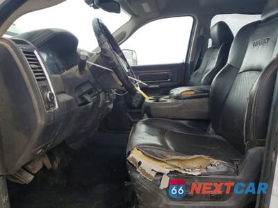 Zdjęcie 7 z 11 samochodu: 2014 RAM 3500 LARAMIE VIN:3C63R3JL0EG109467 - miniatura