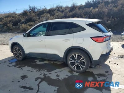 Drugie zdjęcie samochodu z przodu: 2021 FORD ESCAPE SE VIN:1FMCU9G65MUA14390 - miniatura