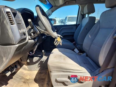 Piąte zdjęcie samochodu w środku: 2019 CHEVROLET SILVERADO 2500HD 4WD 6.6L V8 TDSL VIN:1GC1KREY7KF114126 - miniatura