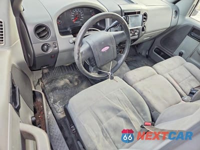 Zdjęcie 8 z 12 samochodu: 2005 FORD F150 VIN:1FTRF12W45NB11111 - miniatura