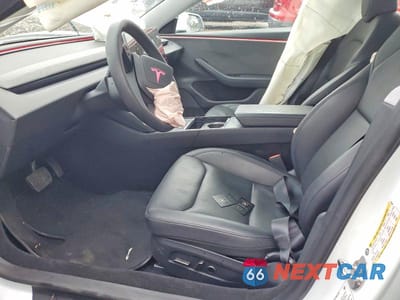 Zdjęcie 7 z 12 samochodu: 2024 TESLA MODEL 3 VIN:5YJ3E1EA4RF746441 - miniatura