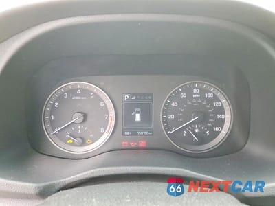 Zdjęcie 9 z 13 samochodu: 2017 HYUNDAI TUCSON SE PLUS VIN:KM8J33A49HU374590 - miniatura