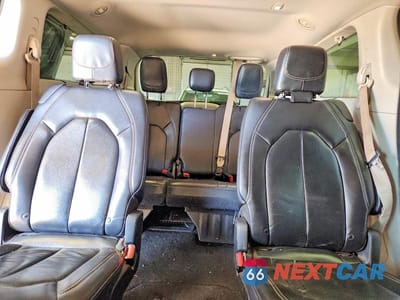 Zdjęcie 10 z 12 samochodu: 2022 CHRYSLER PACIFICA TOURING L VIN:2C4RC1BG4NR157560 - miniatura