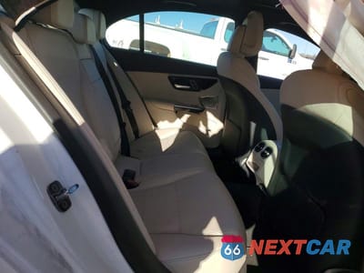 Zdjęcie 10 z 12 samochodu: 2023 MERCEDES-BENZ C 300 4MATIC VIN:W1KAF4HB1PR134429 - miniatura