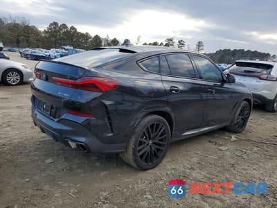 Trzecie zdjęcie samochodu z tyłu: 2025 BMW X6 XDRIVE40I VIN:5UX33EX05S9Z93693 - miniatura