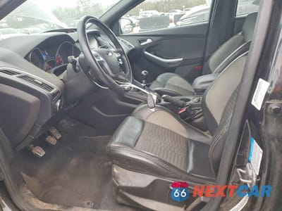 Zdjęcie 7 z 11 samochodu: 2013 FORD FOCUS ST VIN:1FADP3L91DL172153 - miniatura
