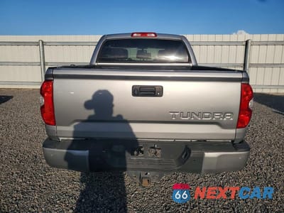 Zdjęcie 6 z 11 samochodu: 2017 TOYOTA TUNDRA 1794 EDITION VIN:5TFGW5F17HX221642 - miniatura