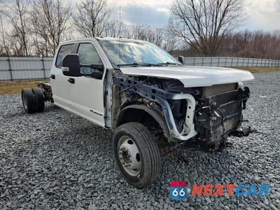 Czwarte zdjęcie samochodu z boku: 2020 FORD F450 SUPER DUTY VIN:1FD0W4HT3LEC46113 - miniatura
