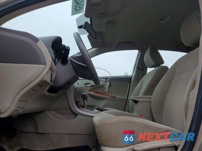 Zdjęcie 7 z 11 samochodu: 2009 TOYOTA COROLLA BASE VIN:2T1BU40E89C068453 - miniatura