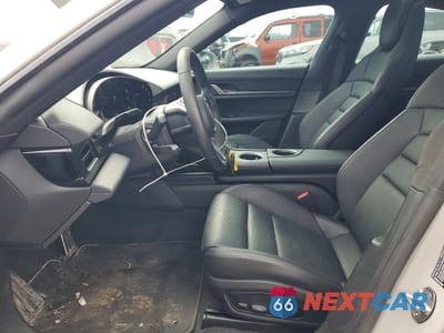 Zdjęcie 7 z 12 samochodu: 2025 PORSCHE TAYCAN 4S VIN:WP0AB2Y13SSA40686 - miniatura