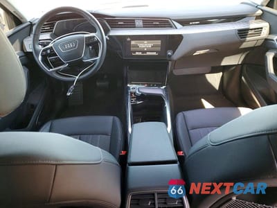 Zdjęcie 8 z 13 samochodu: 2024 AUDI Q8 E-TRON PREMIUM PLUS VIN:WA15AAGE3RB010978 - miniatura