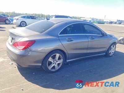 Trzecie zdjęcie samochodu z tyłu: 2017 MERCEDES-BENZ CLA 250 VIN:WDDSJ4EB0HN400118 - miniatura