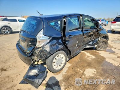 Trzecie zdjęcie samochodu z tyłu: 2014 NISSAN VERSA NOTE S/S PLUS/SV/SL VIN:3N1CE2CP7EL364450 - miniatura