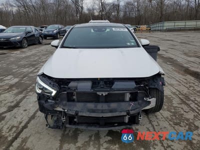 Piąte zdjęcie samochodu w środku: 2021 MERCEDES-BENZ CLA 250 4MATIC VIN:W1K5J4HB5MN186603 - miniatura