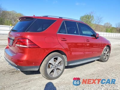 Trzecie zdjęcie samochodu z tyłu: 2018 MERCEDES-BENZ GLE 350 4MATIC VIN:4JGDA5HB1JB048707 - miniatura