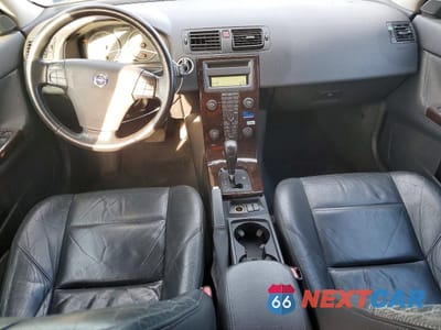 Zdjęcie 8 z 12 samochodu: 2005 VOLVO V50 2.4I VIN:YV1MW382752057308 - miniatura