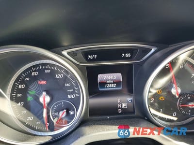 Zdjęcie 9 z 14 samochodu: 2019 MERCEDES-BENZ CLA 250 VIN:WDDSJ4EB2KN718717 - miniatura