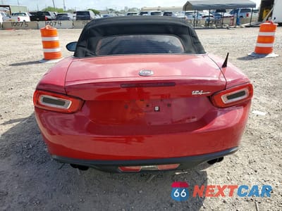 Zdjęcie 6 z 12 samochodu: 2017 FIAT 124 SPIDER CLASSICA VIN:JC1NFAEK0H0127702 - miniatura