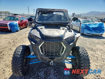 Piąte zdjęcie samochodu w środku: 2019 POLARIS RZR XP 4 TURBO EPS VIN:3NSVFE922KF587861 - miniatura