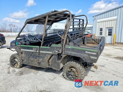 Trzecie zdjęcie samochodu z tyłu: 2024 KAWASAKI MULE P FXT UTILITY VEHICLE VIN:JKAATCA18RB502244 - miniatura