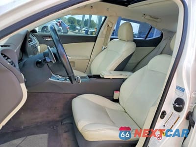 Zdjęcie 7 z 11 samochodu: 2009 LEXUS IS 250 BASE VIN:JTHBK262695090308 - miniatura